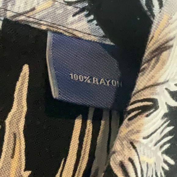 Campia Mens Shirt Black Floral Hawaiian Button Up Size L - Picture 4 of 11